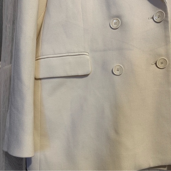 Zara Blazer - Picture 2 of 5